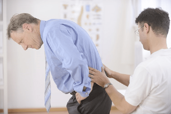 Các cách điều trị và chữa bệnh đau thần kinh tọa hiện nay