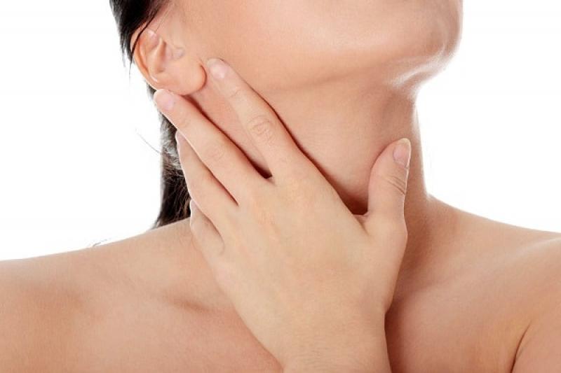 10 dấu hiệu và triệu chứng giúp nhận biết nhanh bệnh nhược giáp
