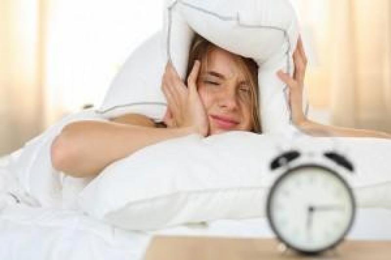 Bệnh ù tai mất ngủ - Nguyên nhân và cách chữa trị
