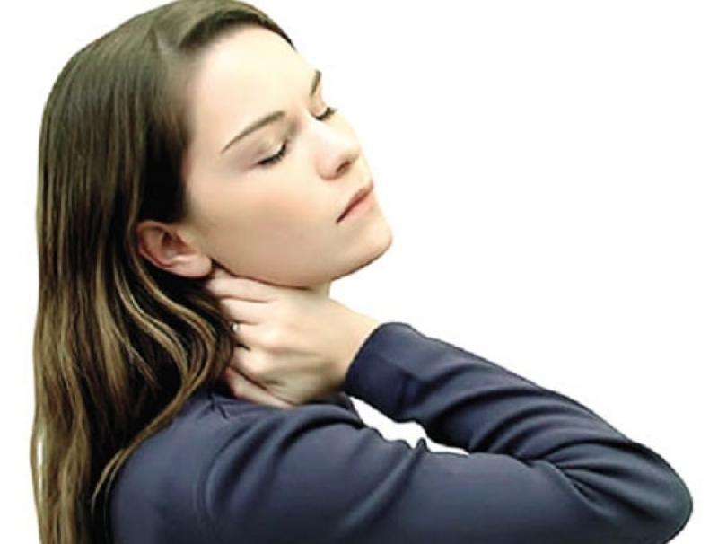 Triệu chứng đau cổ - Nguyên nhân và cách điều trị Triệu chứng đau cổ - Nguyên nhân và cách điều trị