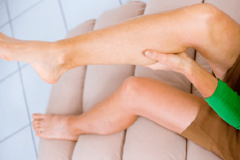 Dấu hiệu và triệu chứng nhận biết hội chứng chân không yên