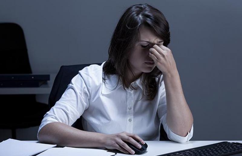 Bị mất ngủ nhiều có gây tăng cân không?