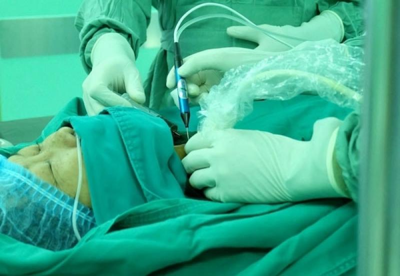 Phẫu thuật tuyến giáp có nguy hiểm không? Vì sao phải phẫu thuật?