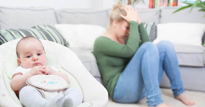 Hỏi đáp cùng bác sĩ: Trầm cảm sau sinh xuất hiện khi nào?