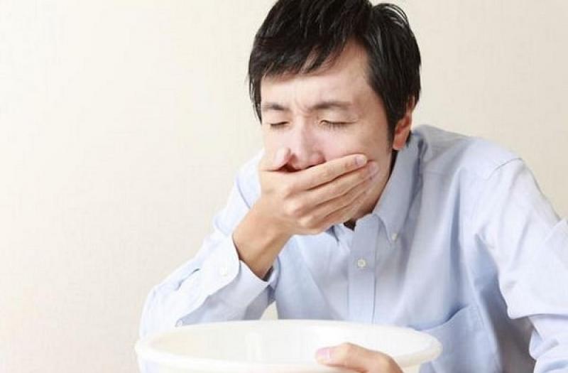 Triệu chứng nôn ói, nguyên nhân và cách chữa trị Triệu chứng nôn ói, nguyên nhân và cách chữa trị