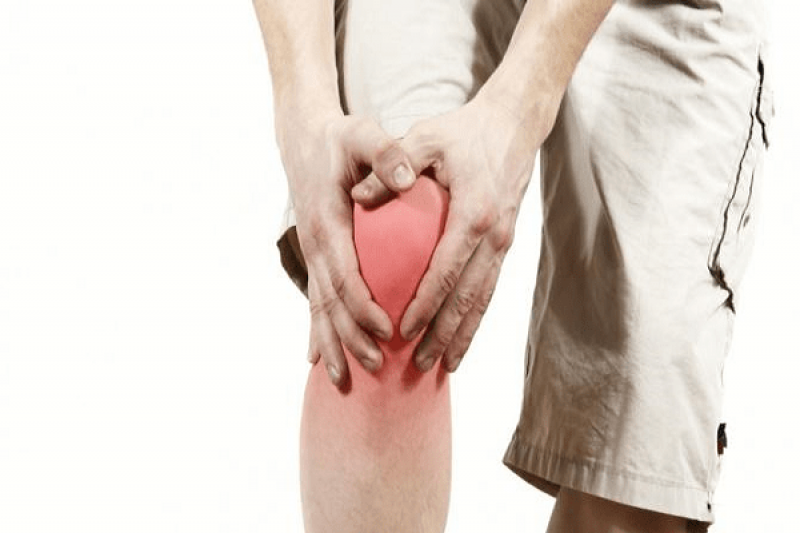 Triệu chứng và biến chứng của bệnh tràn dịch khớp gối là gì