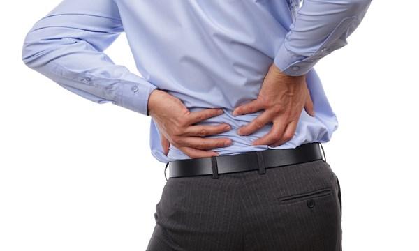 Đau lưng là triệu chứng của bệnh gì?