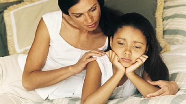 Những điều cha mẹ có thể làm để giúp con vượt qua trầm cảm