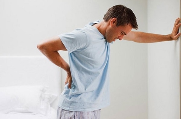 Triệu chứng bệnh viêm cột sống dính khớp