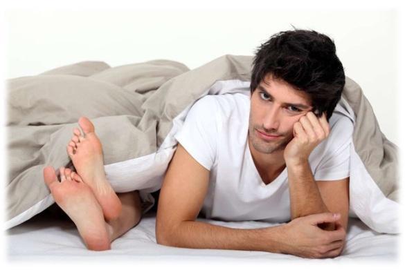 Mất ngủ gây yếu sinh lý ở nam giới như thế nào?