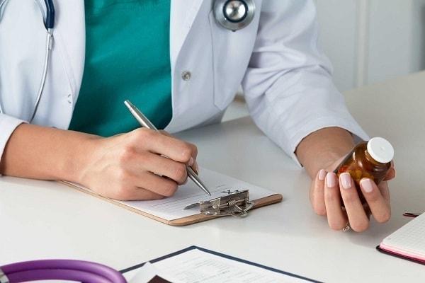 Những lưu ý khi sử dụng thuốc điều trị bệnh trầm cảm